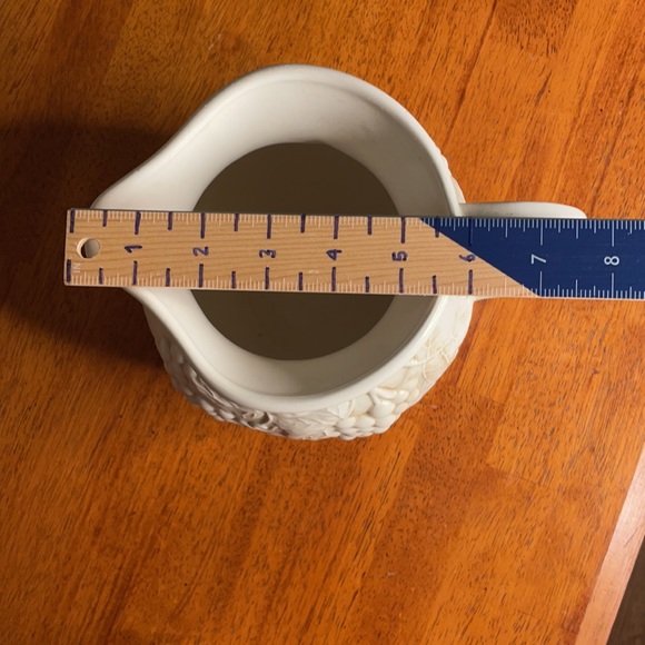 Harry & David, Mediterranean style pitcher - Picture 5 of 5